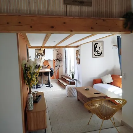 Cozy, Bright, Air-conditioned 2-room With Mezzanine & Terrace *