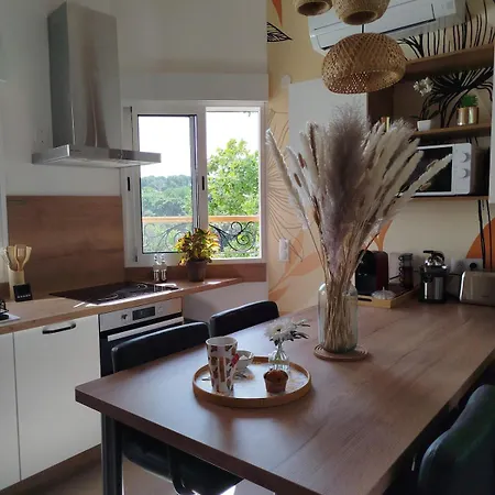 Cozy, Bright, Air-conditioned 2-room With Mezzanine & Terrace Apartman Fréjus
