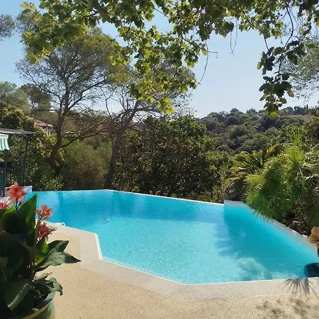 Apartman Cozy, Bright, Air-conditioned 2-room With Mezzanine & Terrace *
